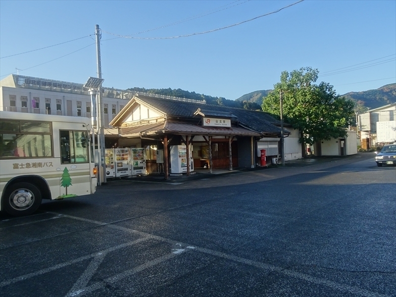 DSC161120明神峠～山中湖0010.JPG